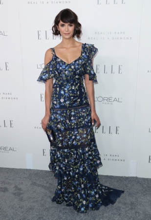 Nina_Dobrev_-_ELLE_24th_Annual_Women_in_Hollywood_Celebration_22.jpg
