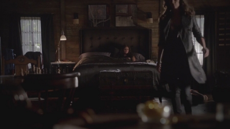 TVD_s5e11_04397.jpg