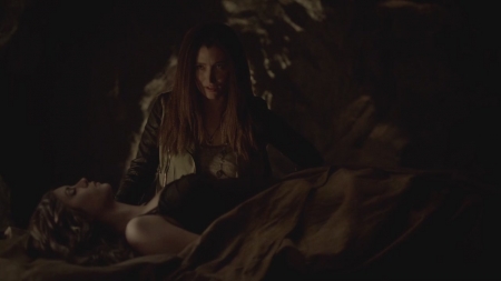 TVD_s5e12_03879.jpg