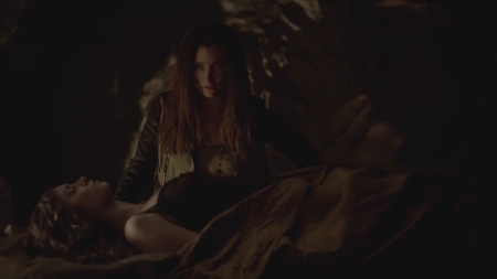 TVD_s5e12_03881.jpg