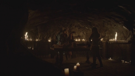 TVD_s5e12_03890.jpg
