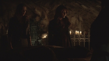 TVD_s5e12_03913.jpg