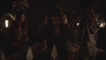 TVD_s5e12_04098.jpg