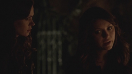 TVD_s5e12_04161.jpg